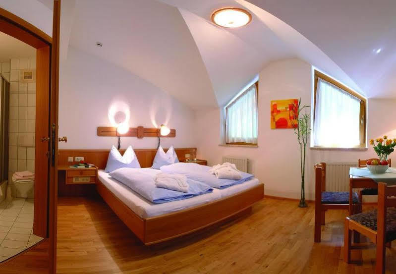 צל-אם-זי Hotel Badhaus מראה חיצוני תמונה
